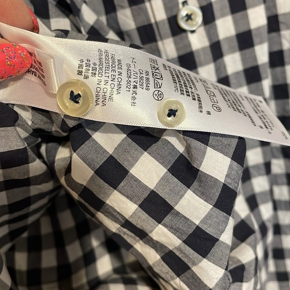 Tommy Bahama Michigan Logo Navy and White Casual Button Down Shirt - Picture 7 of 7